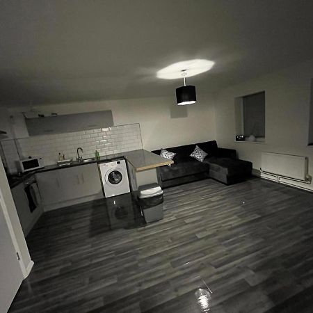 2 Bed Hengrove Villa Bristol Bagian luar foto