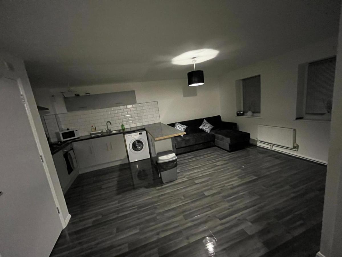2 Bed Hengrove Villa Bristol Bagian luar foto