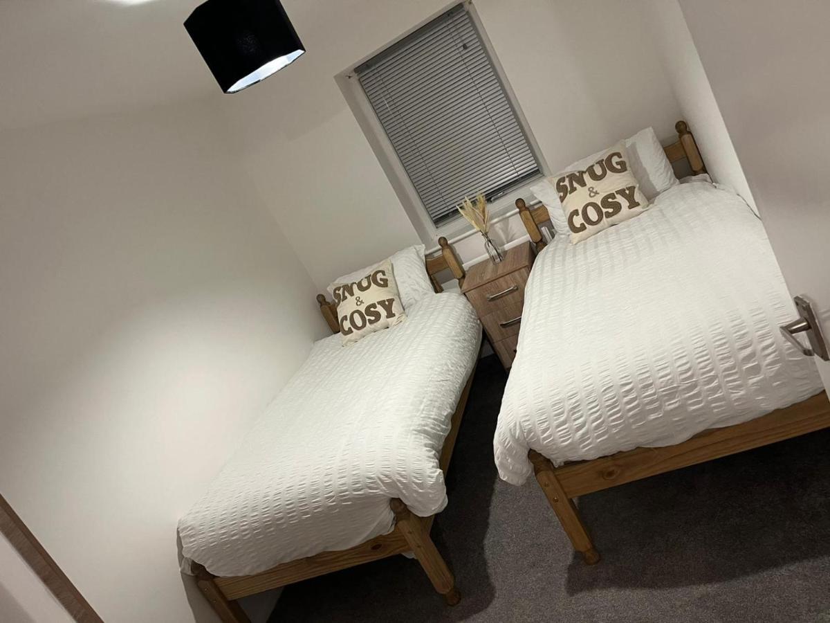 2 Bed Hengrove Villa Bristol Bagian luar foto