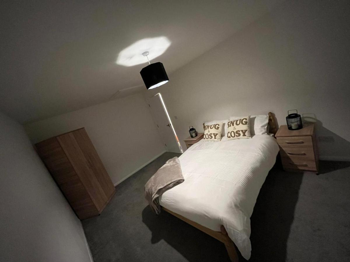 2 Bed Hengrove Villa Bristol Bagian luar foto